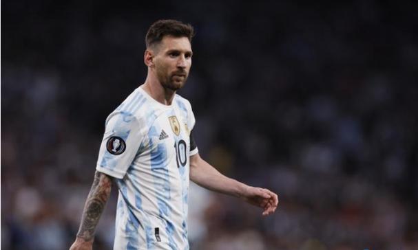 毛主席的机要秘书谢静宜,她被开除党籍后说:我永远是党的女儿